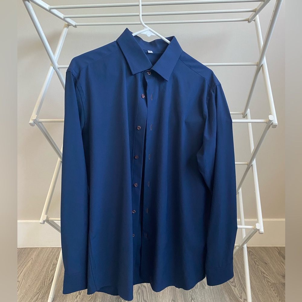 State and liberty blue button down large